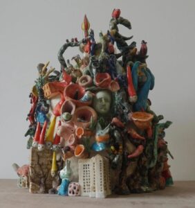 Picture of a sculpture made of porcelain