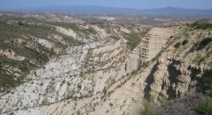 Photo 📷: Marine marl slopes present throughout the Almeria study site, highlighting the stark differences in vegetation coverage which was explored throughout the trip.