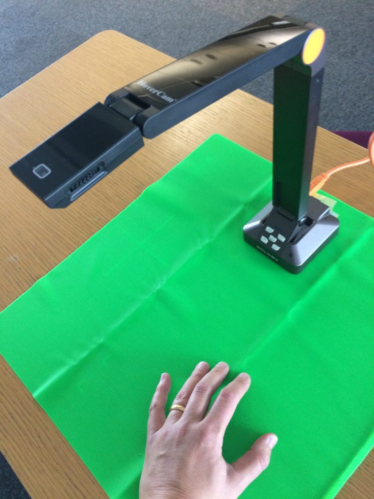 HoverCam Solo 8Plus document camera and green screen