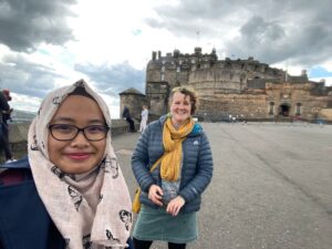 Ari and Lauren at Edinburgh Castle