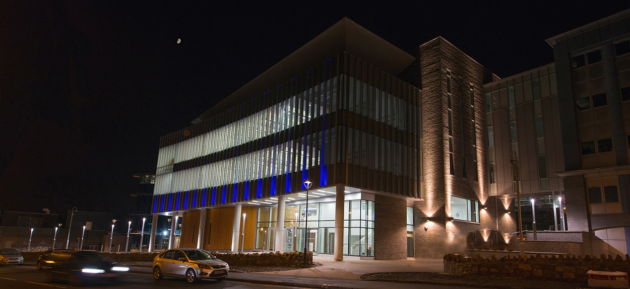 Image of the MRC Institute of Genetics and Molecular Medicine at the Western General Hospital at night