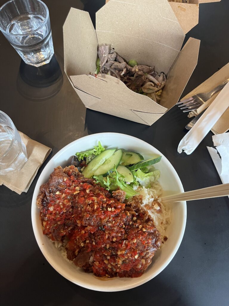 Khao Mun Gai Tod from Ting Thai