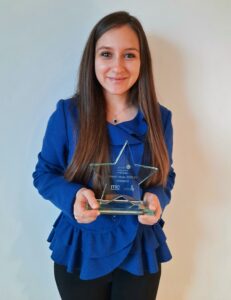 María Isabel Amorín Cabrera with trophy