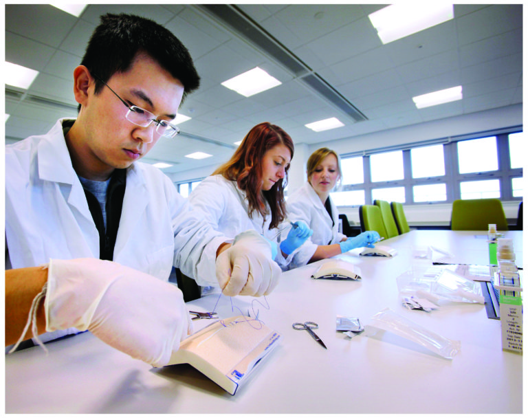 EDINBURGH UNIVERSITY Stories from Vet School