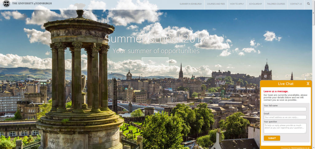 Screenshot of live chat implementation on Summer School website