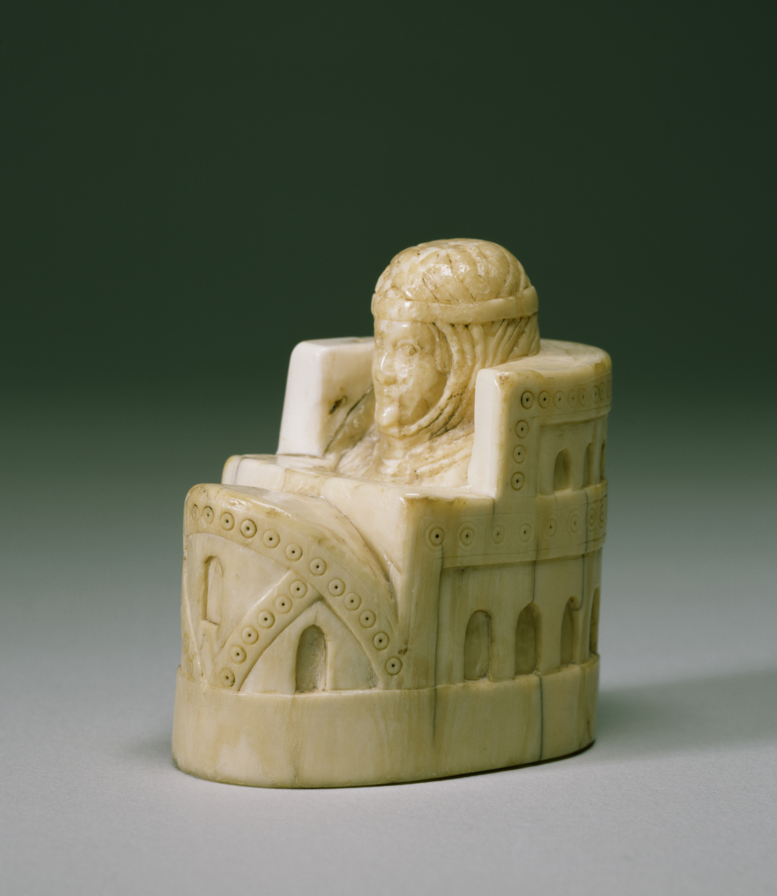 Chess Queen: https://art.thewalters.org/object/71.145/