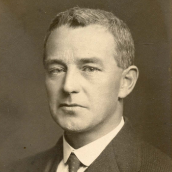 Portrait photo of Murray A Drennan