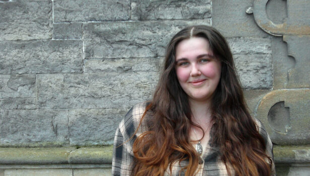Catherine Hodge – Icecream Oan the Beach